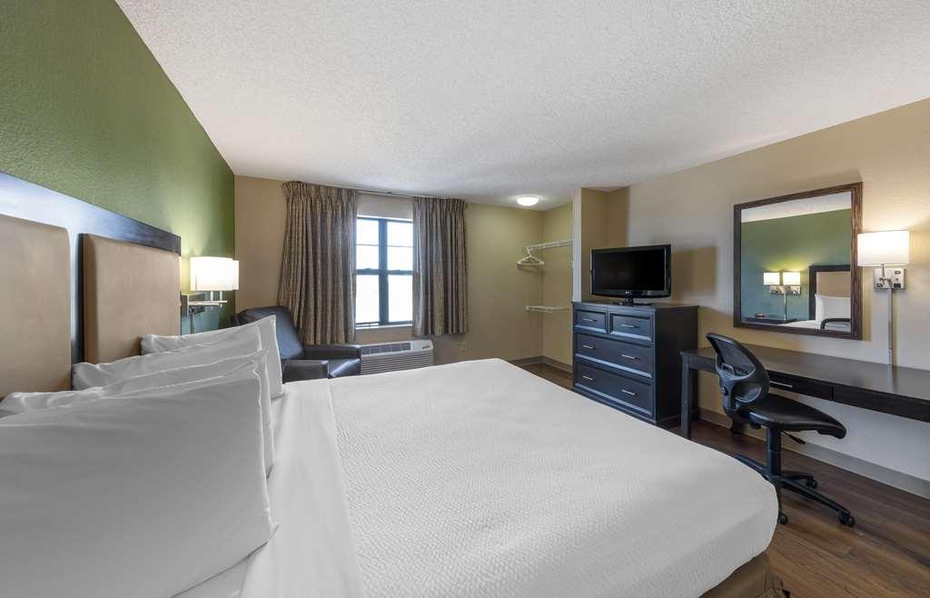 Extended Stay America Suites - Orange County - Katella Ave Room photo