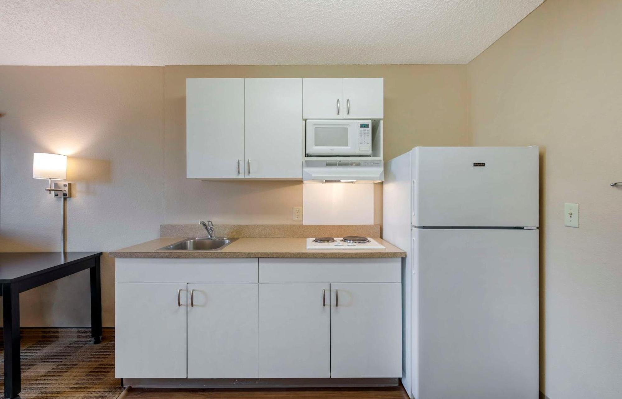 Extended Stay America Suites - Orange County - Katella Ave Exterior photo