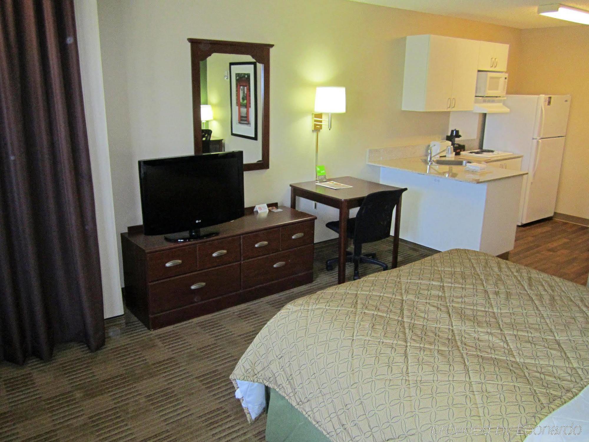 Extended Stay America Suites - Orange County - Katella Ave Exterior photo